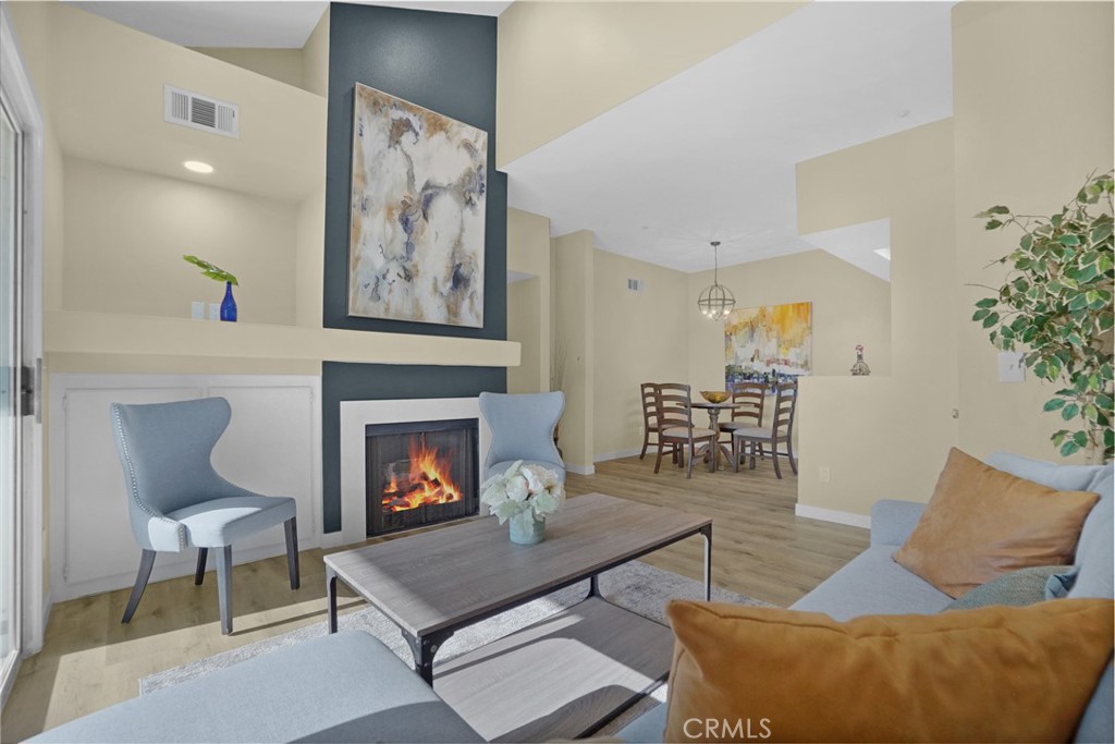 111 S Lakeview Avenue 111I