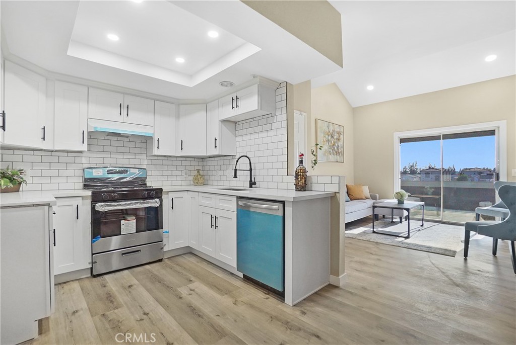 111 S Lakeview Avenue 111I