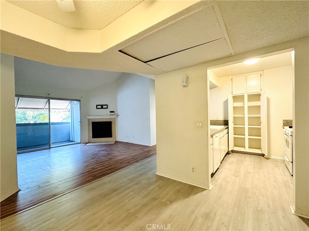 7640 Oso Avenue 309