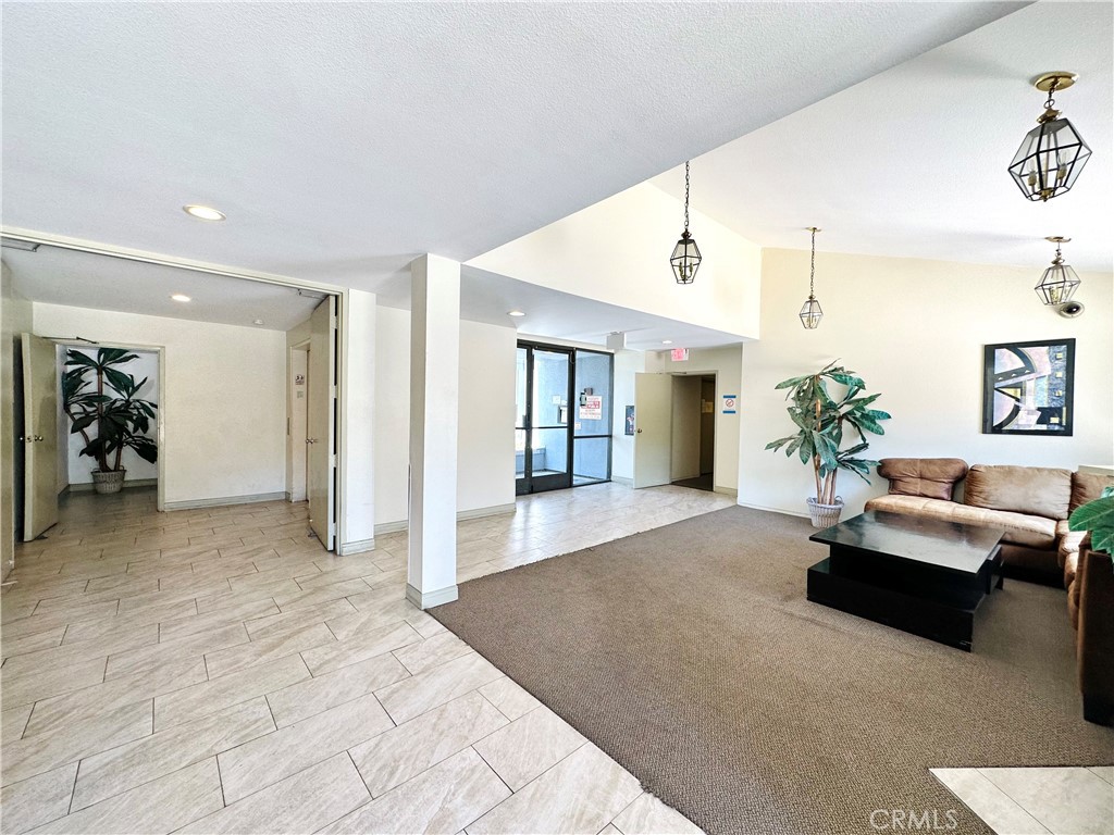 7640 Oso Avenue 309