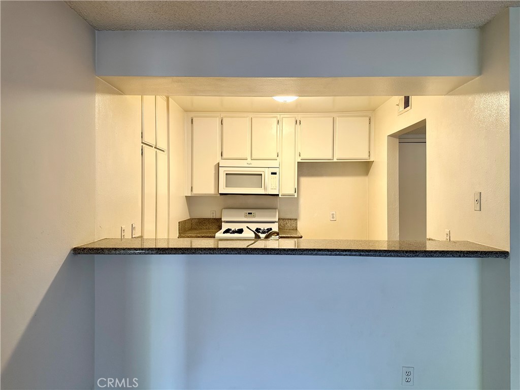 7640 Oso Avenue 309