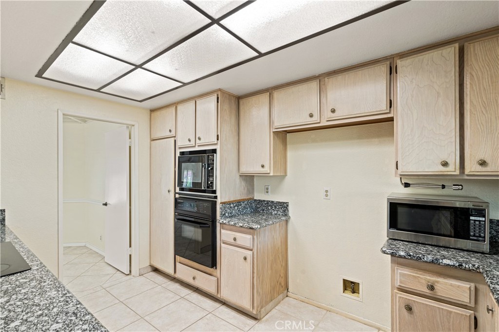 59 Rolling Ridge Drive