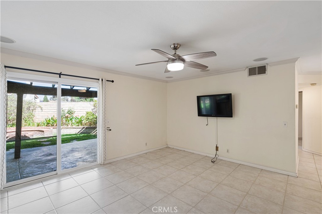 59 Rolling Ridge Drive