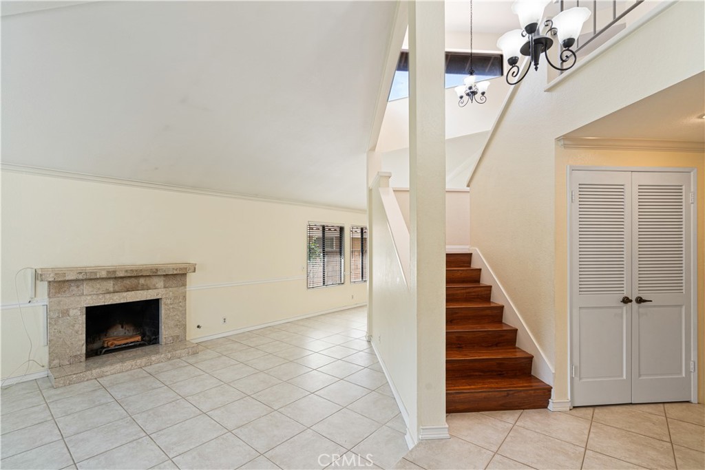 59 Rolling Ridge Drive