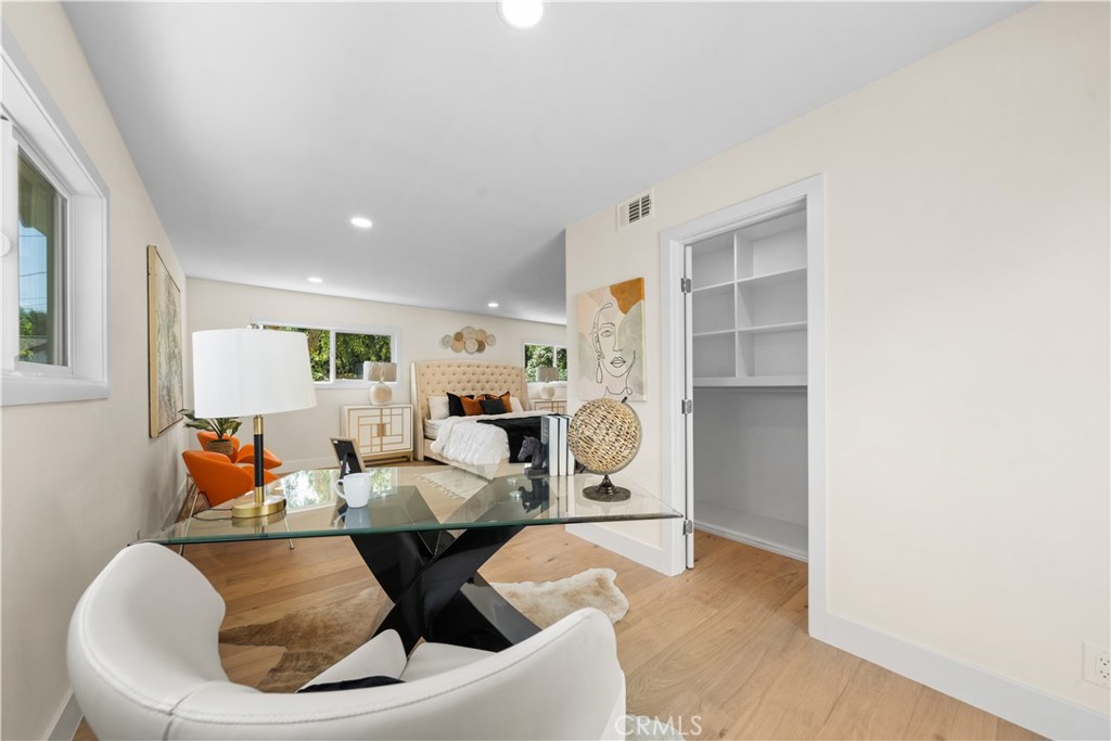 1549 Harmony Lane