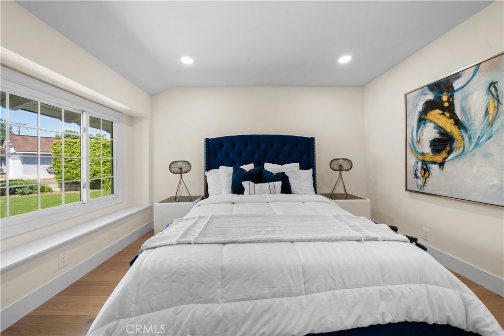 1549 Harmony Lane
