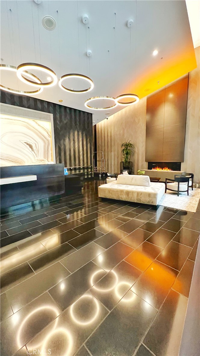 1155 S Grand Avenue 1017