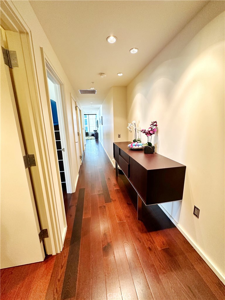 1155 S Grand Avenue 1017