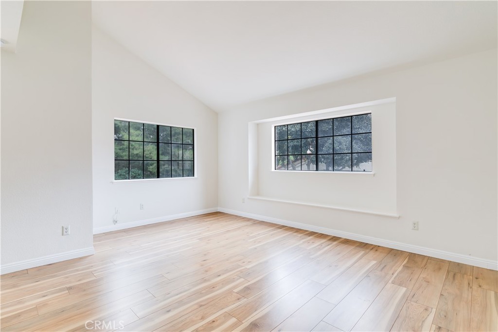 22915 Colombard Lane 4