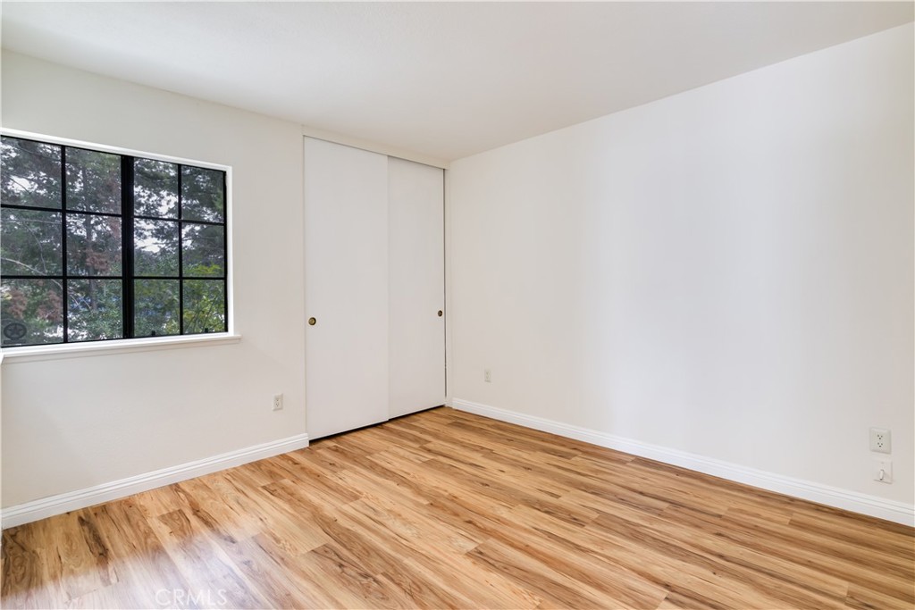 22915 Colombard Lane 4