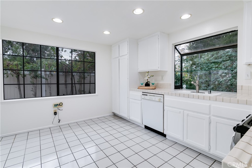 22915 Colombard Lane 4