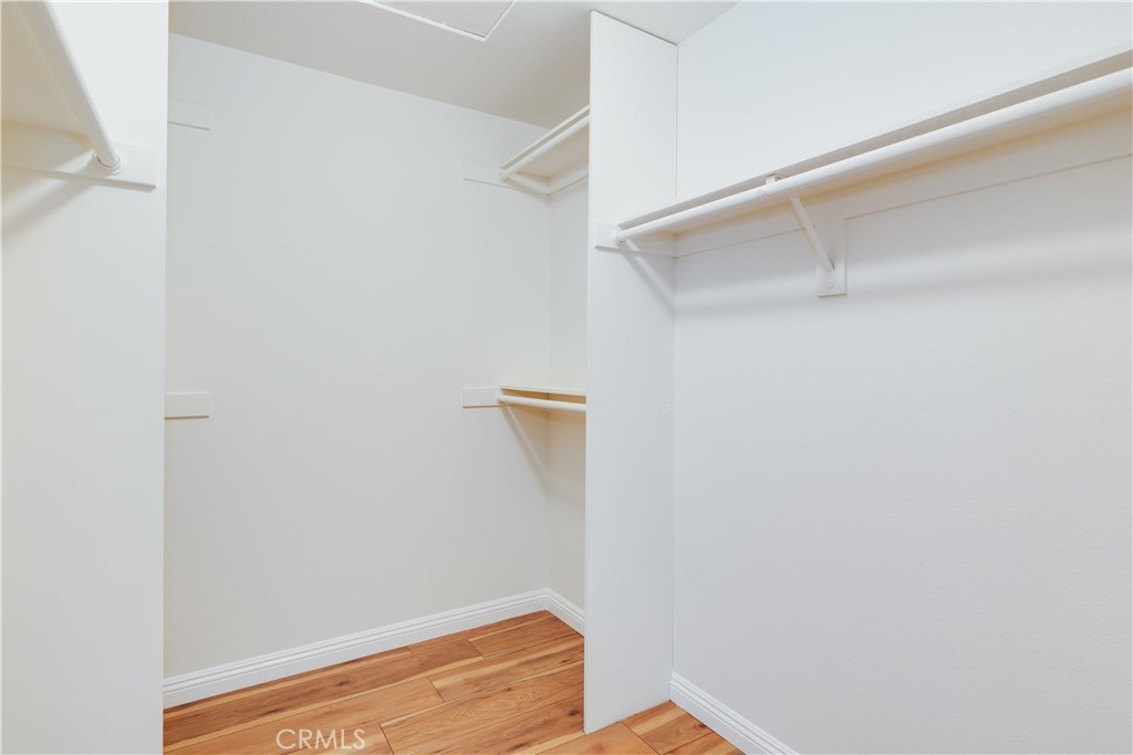 22915 Colombard Lane 4