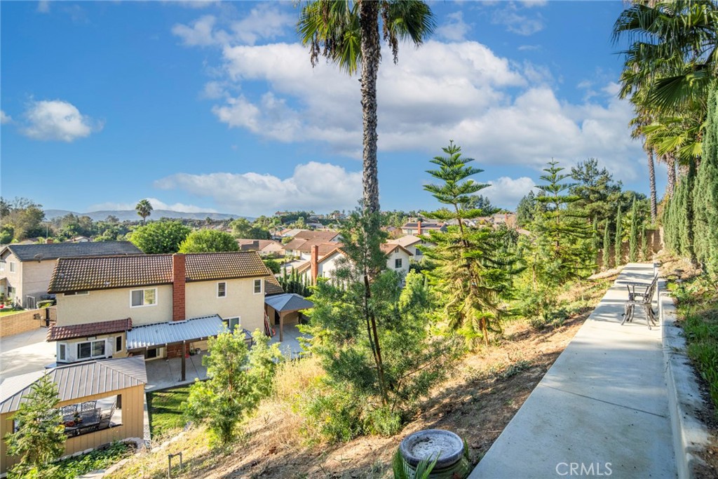 1090 Heaton Moor Drive