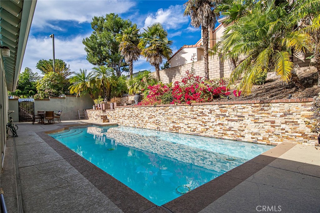 22707 Mountain Laurel Way