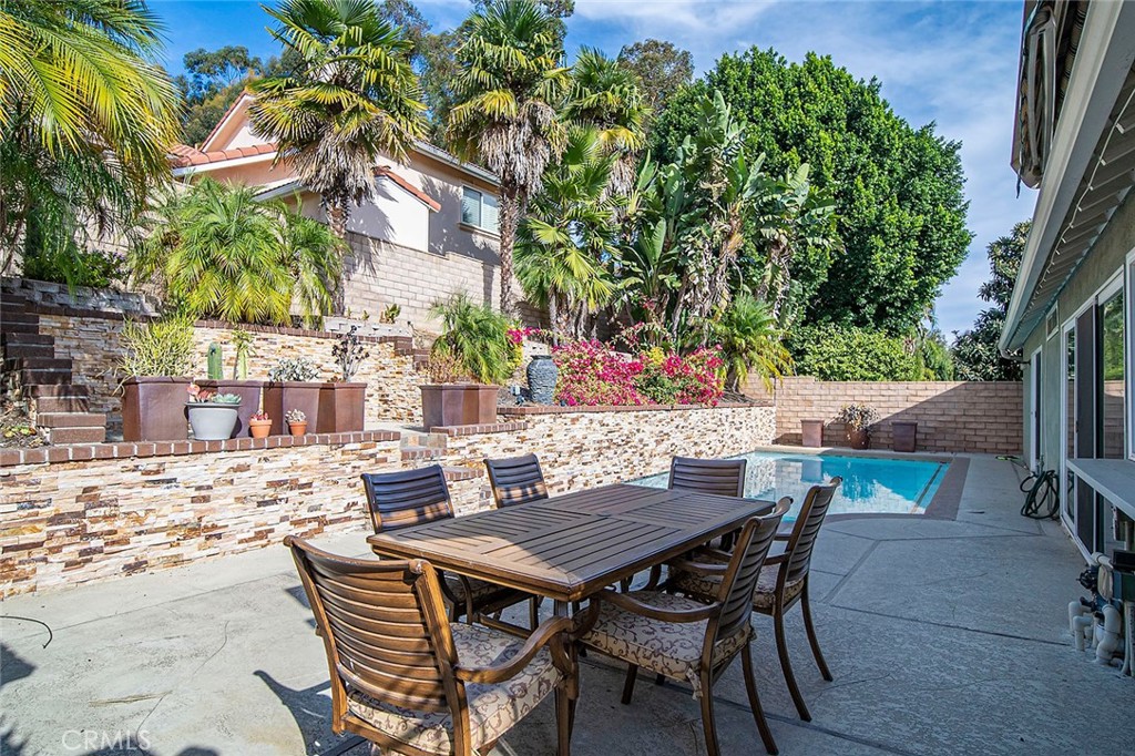 22707 Mountain Laurel Way