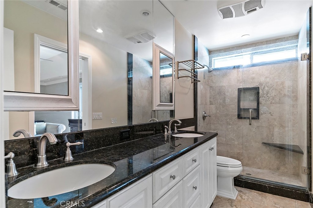 22707 Mountain Laurel Way