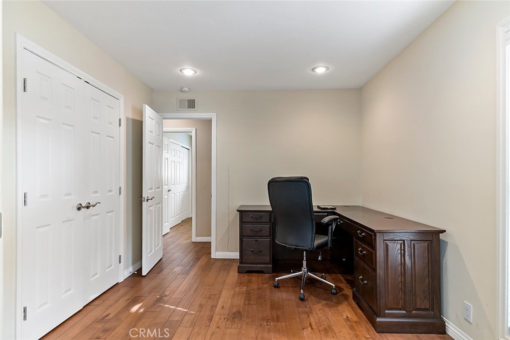 22707 Mountain Laurel Way