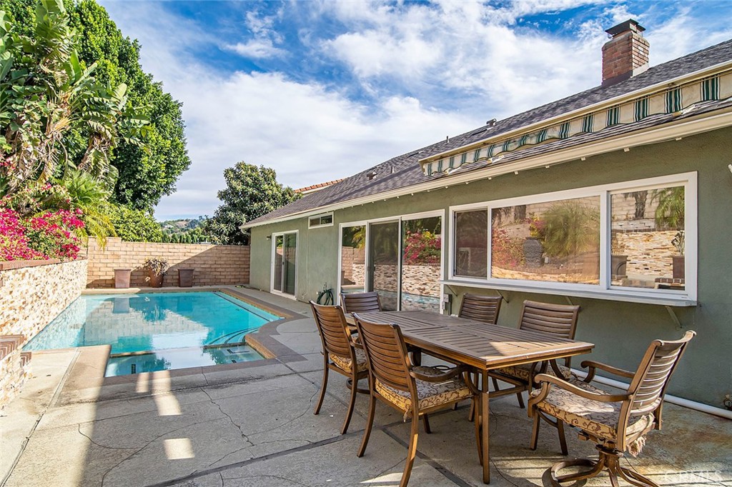 22707 Mountain Laurel Way