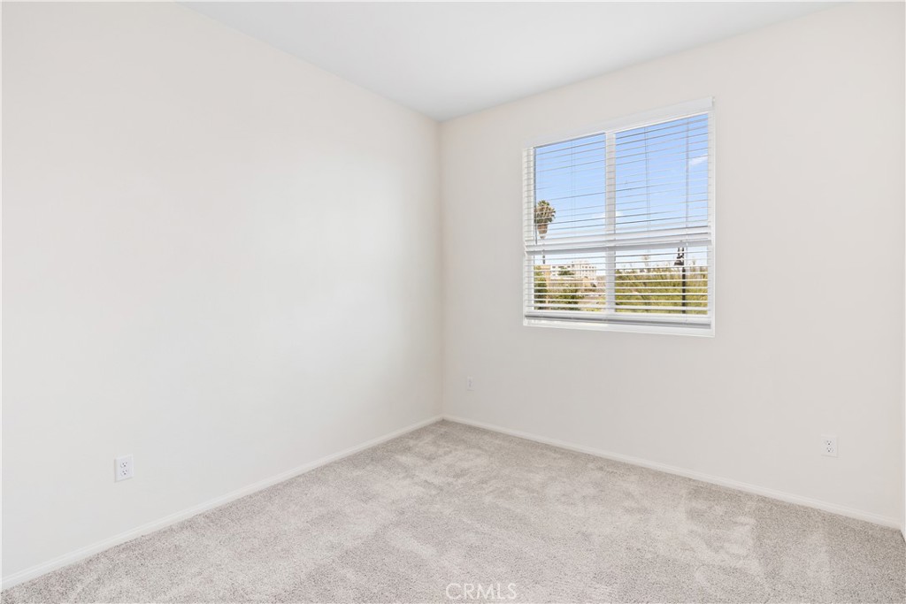 1019 Hudson Lane