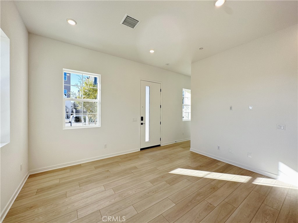 4461 S Bryant Paseo