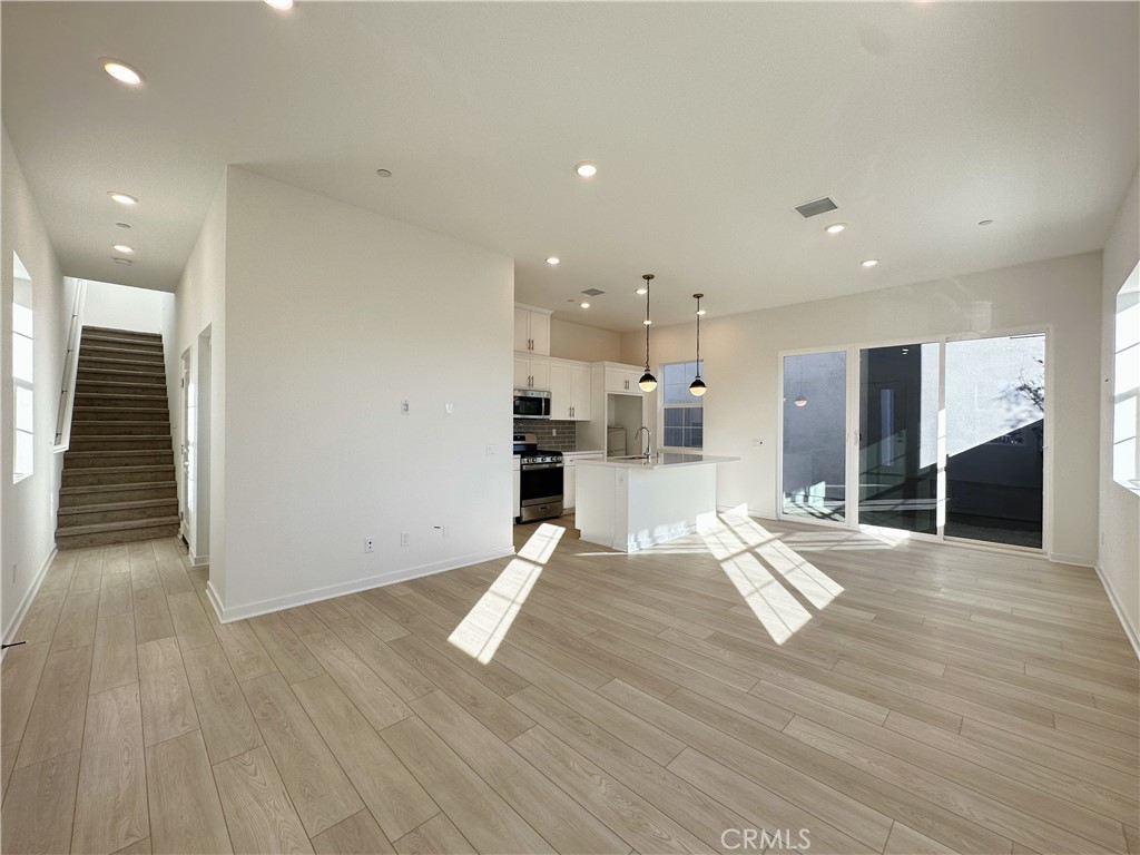 4461 S Bryant Paseo