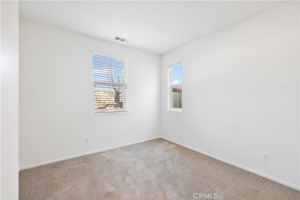 4004 S Cloverdale Way