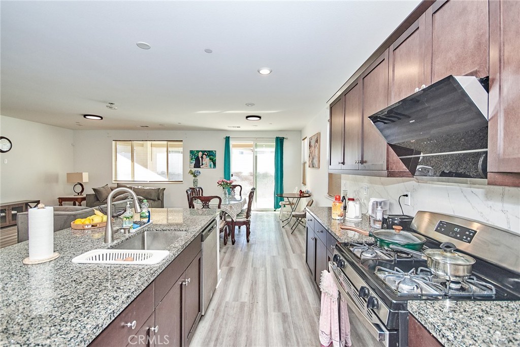 11839 E Crescent Street