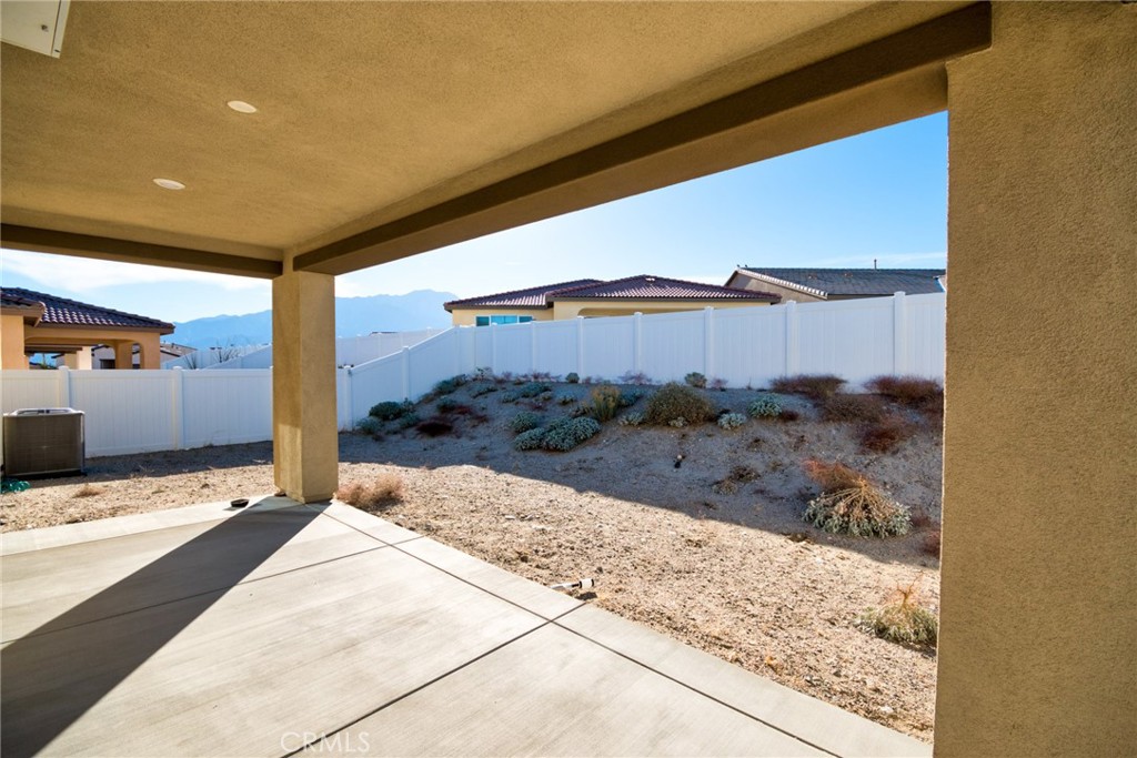 11839 E Crescent Street