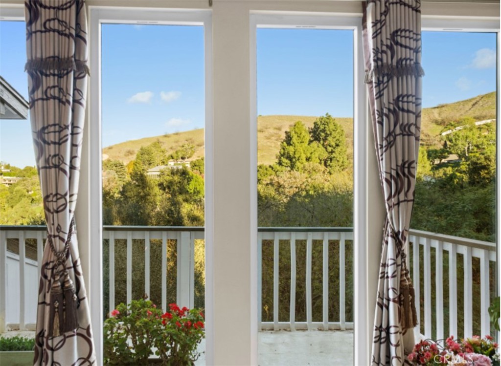 16405 Blue Grass Lane