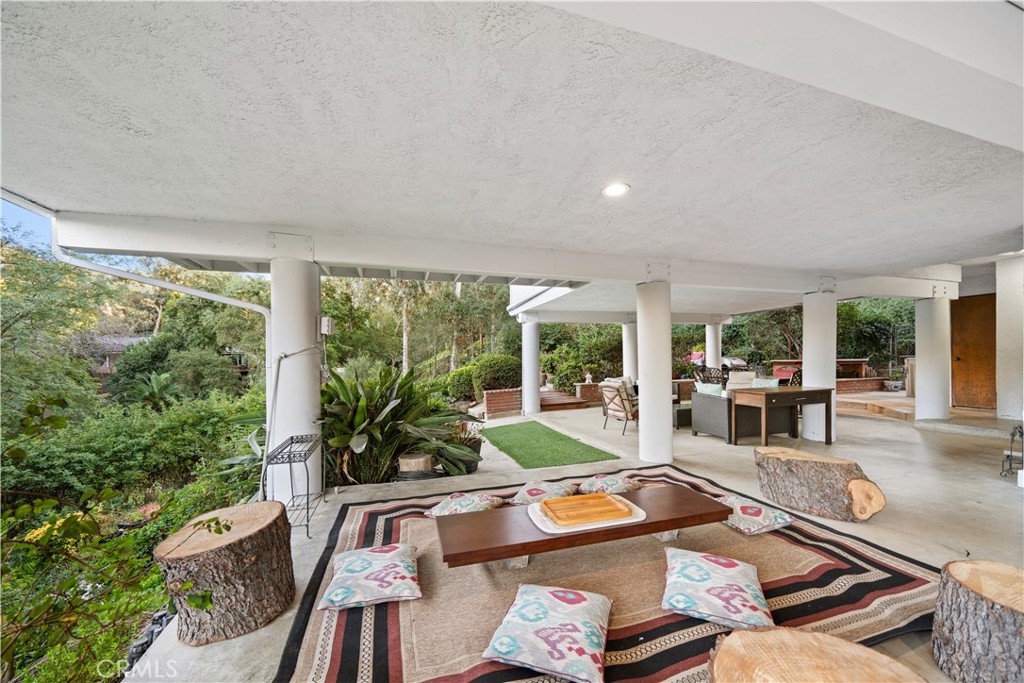 16405 Blue Grass Lane