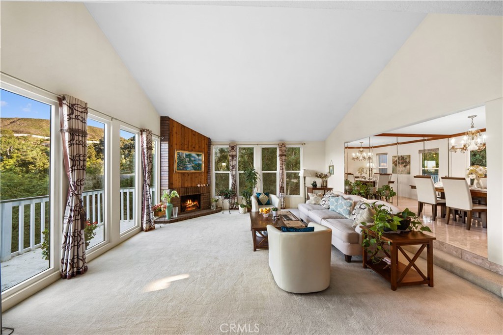 16405 Blue Grass Lane