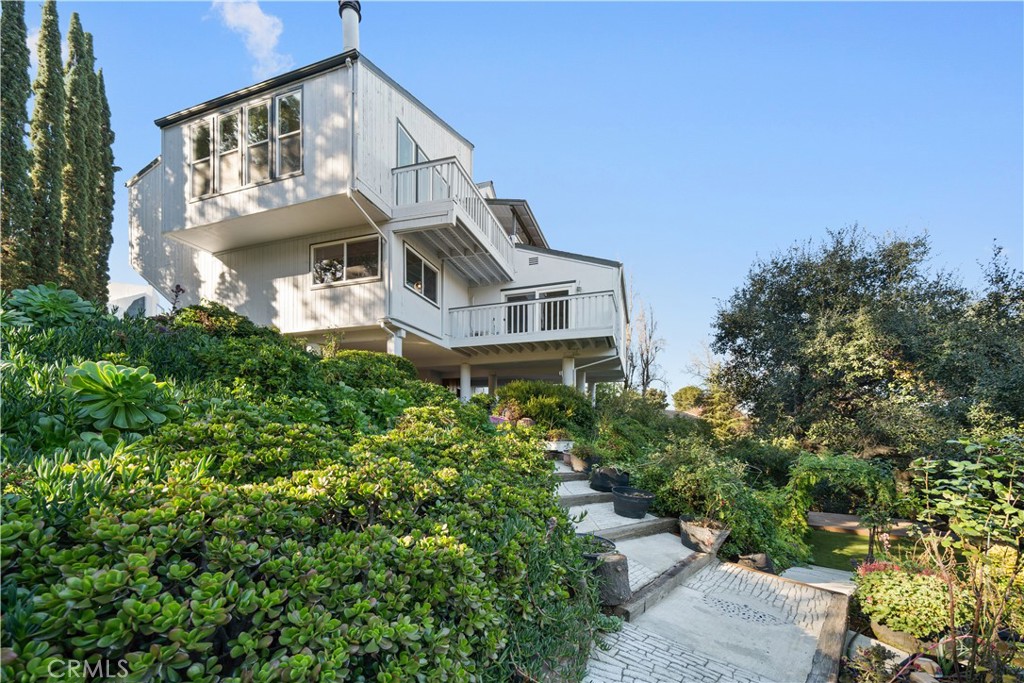 16405 Blue Grass Lane