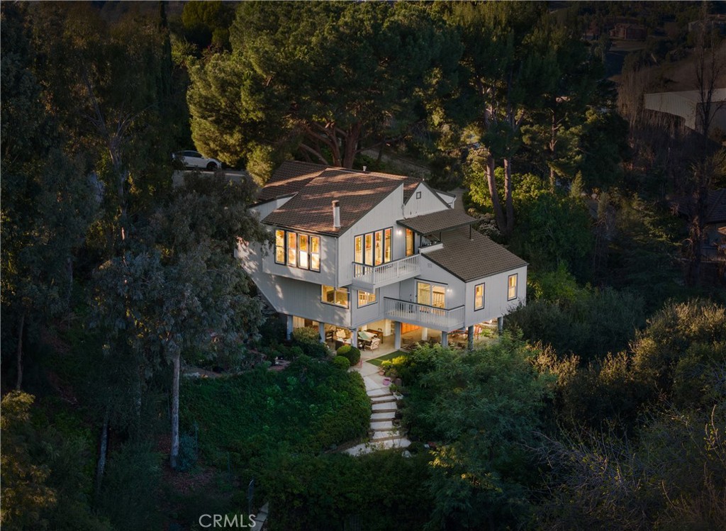 16405 Blue Grass Lane