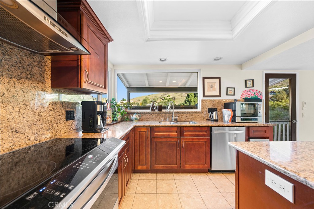 16405 Blue Grass Lane