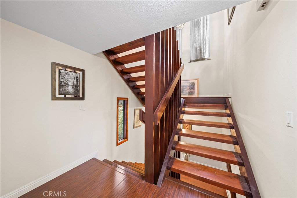 16405 Blue Grass Lane