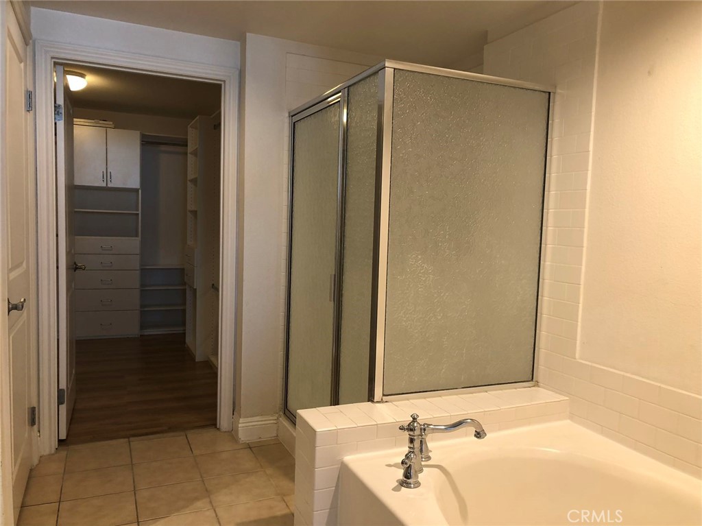 83 E COMMONWEALTH Ave PHB