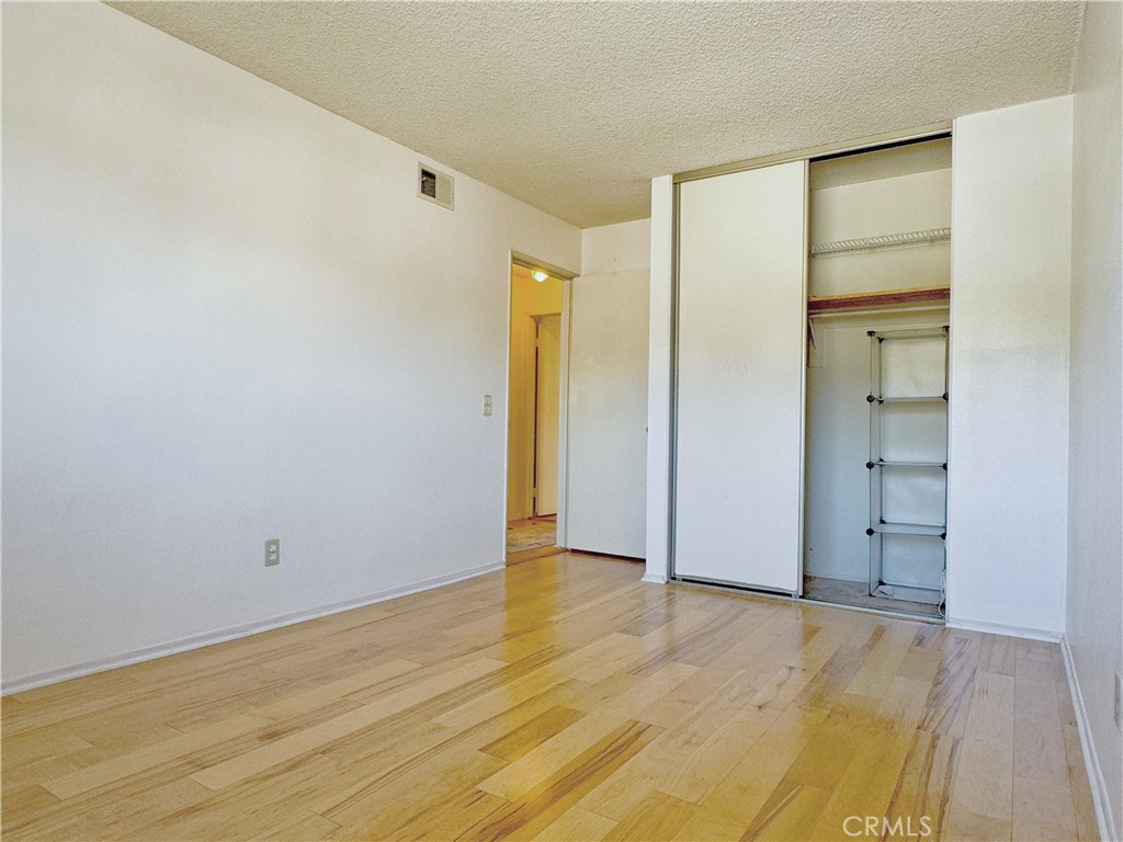 865 Featherwood Drive