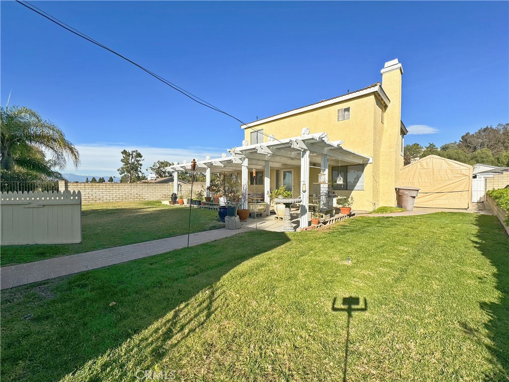 865 Featherwood Drive