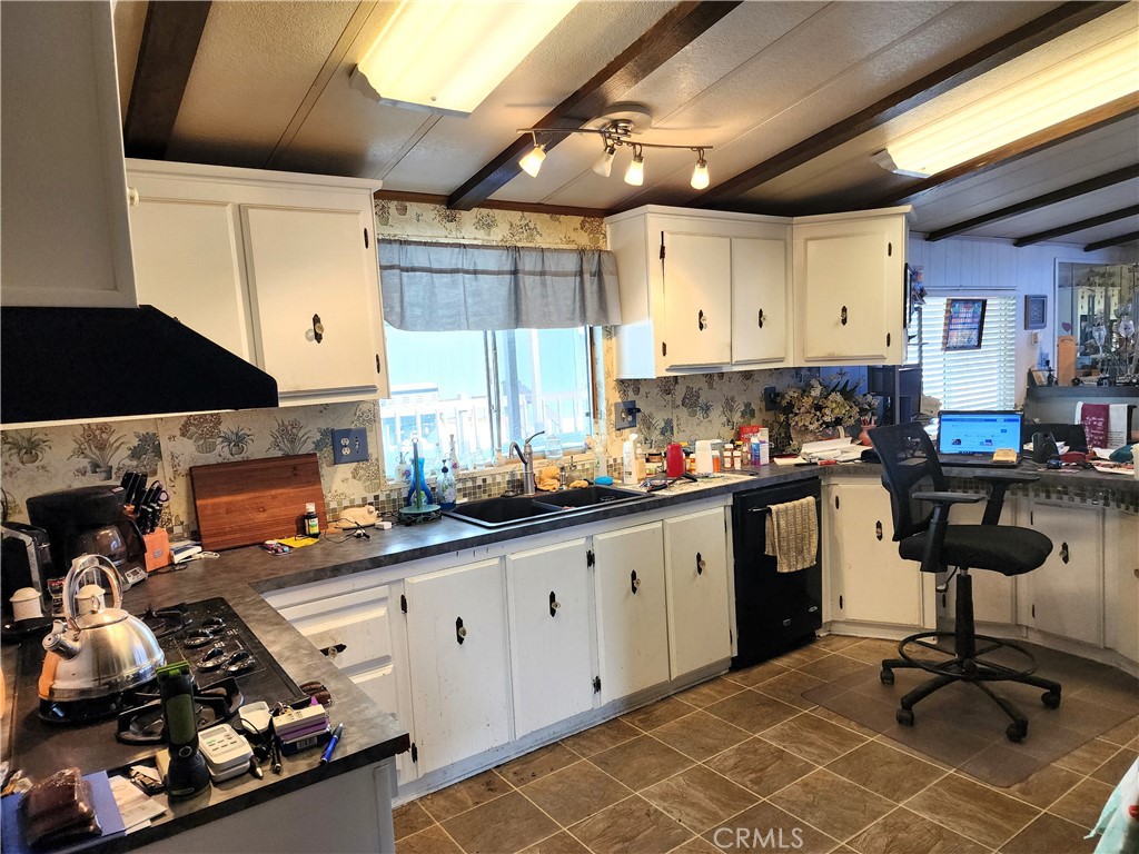 21217 E Washington 108