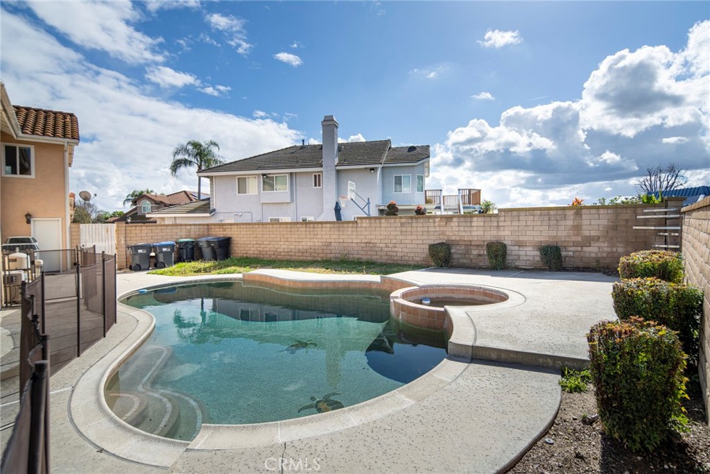 13636 Rolling Wood Circle