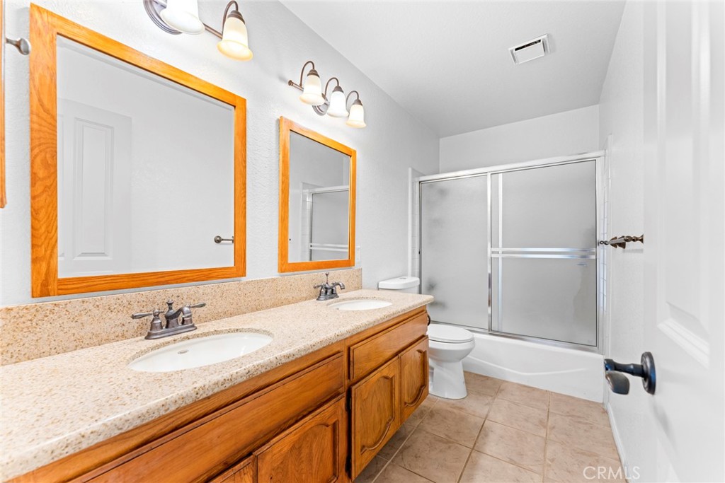 13636 Rolling Wood Circle