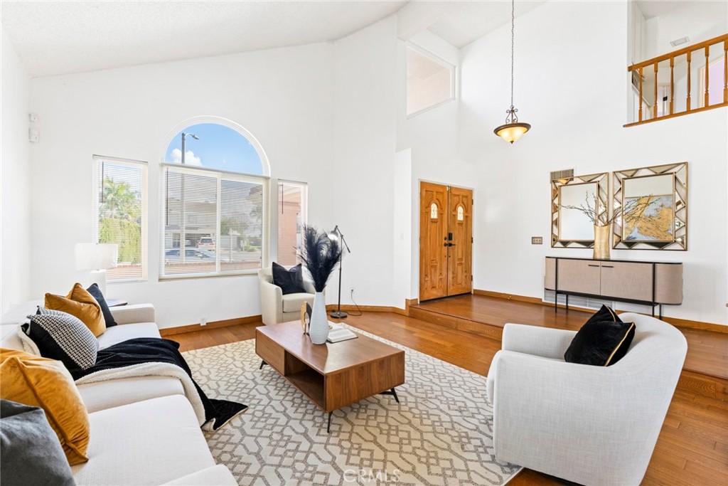 13636 Rolling Wood Circle