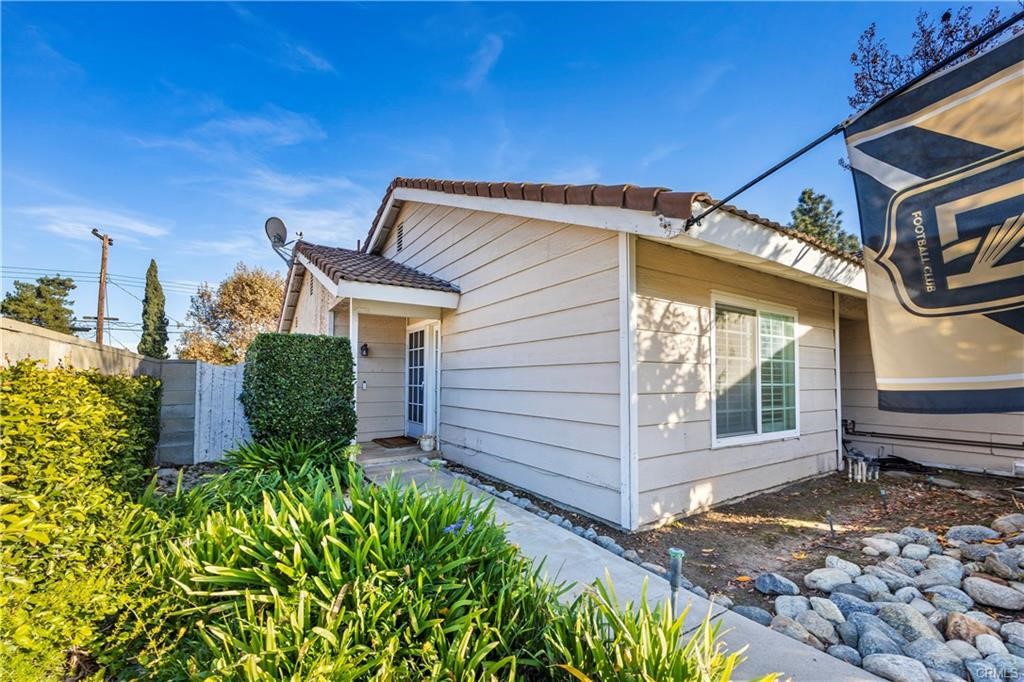 7373 Lemonwood Place