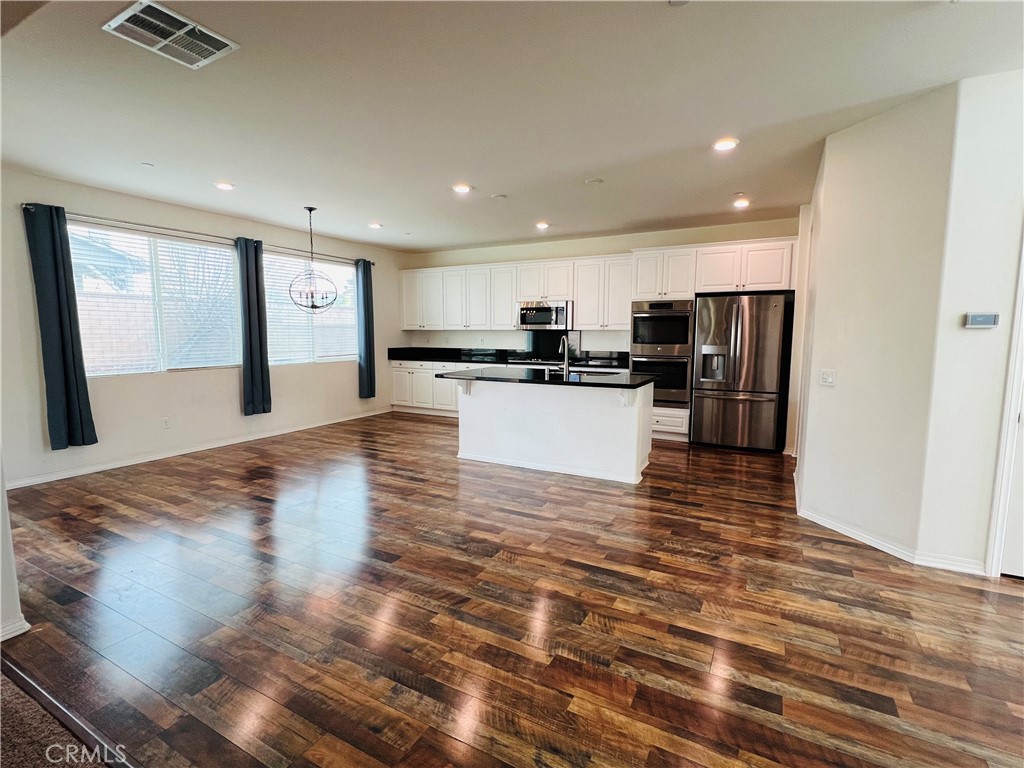15606 Sesame Seed Avenue