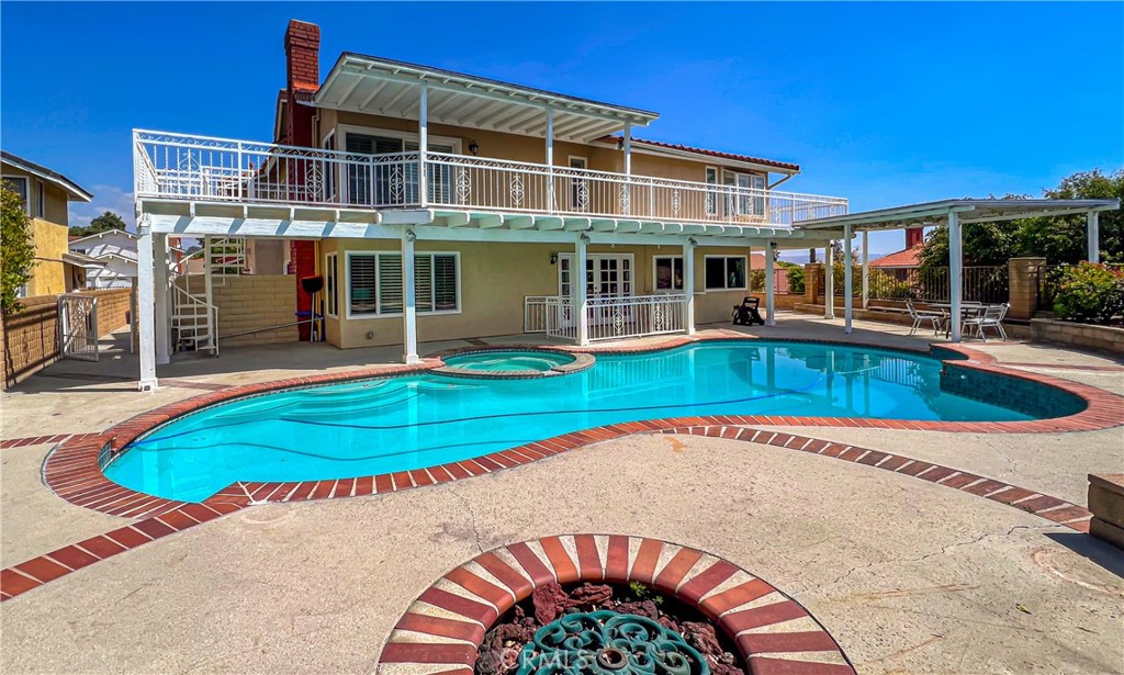 705 Flint Spear Road