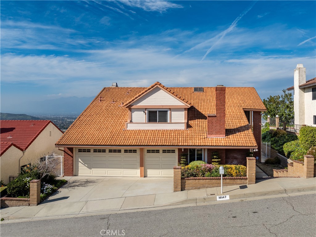 16147 Glencove Drive