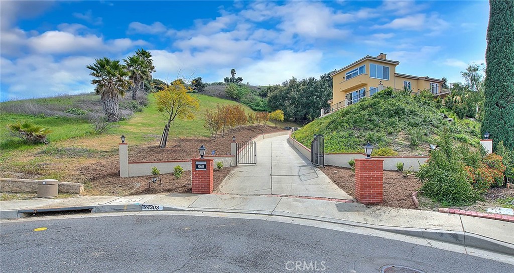 24303 Northview Place