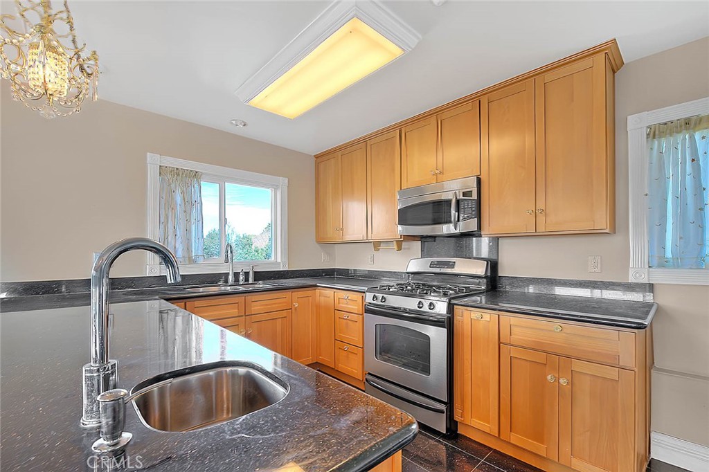 24303 Northview Place