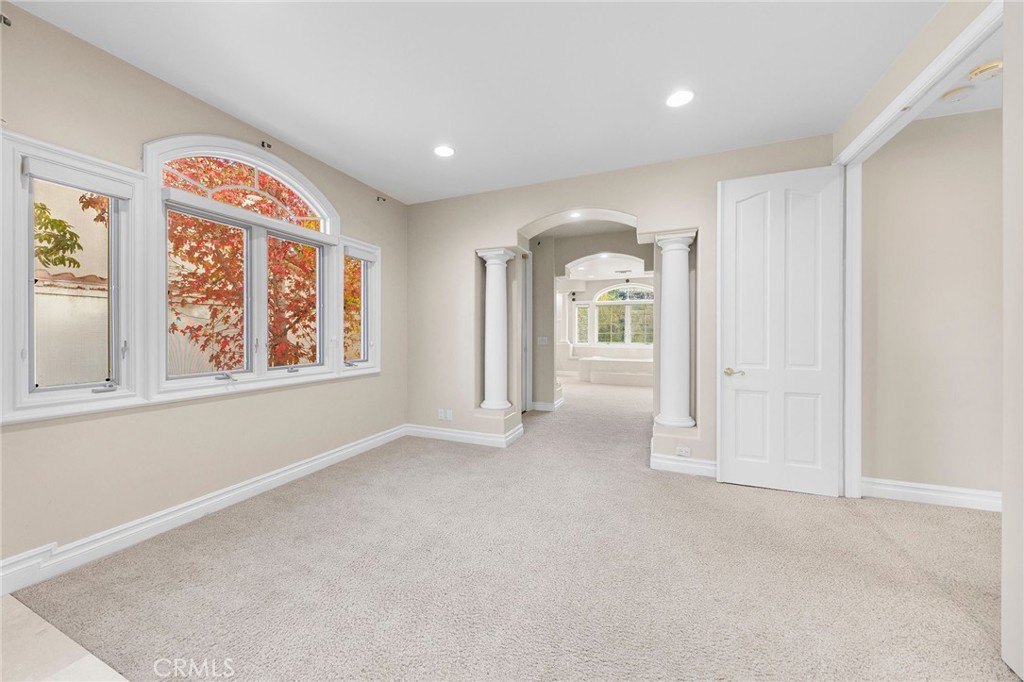 2825 Countrywood Lane