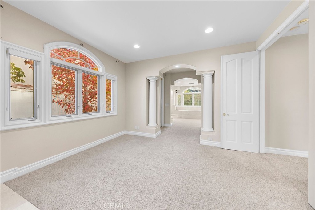 2825 Countrywood Lane